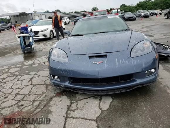 2011 Chevrolet Corvette Z16 Grand Sport 3LT с VIN 1G1YS2DW2B5101773, выставлен на аукционе Copart как лот 60255605 с пробегом 15 451 миль миль и Списание • Salvage title. История ставок и продаж доступна на DreamBid. Изображение 13.