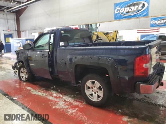 2007 GMC Sierra 1500 Work Truck z VIN 1GTEC14077Z568443, wystawiony jako Copart lot #85802254 z przebiegiem Nie podano mil oraz Szkoda całkowita • Salvage title. Historia ofert i sprzedaży dostępna na DreamBid. Obrazek 2.