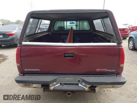 1996 GMC Sierra 1500 with VIN 1GTEC14R3TE521264, listed as a IAAI auction lot 43445138 with 104,184 mi miles and . Bid and sale history available at DreamBid. Image 13.