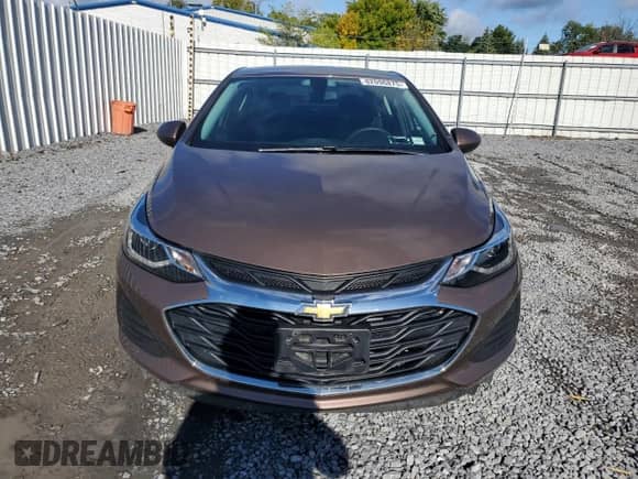 2019 Chevrolet Cruze LT z VIN 1G1BE5SM4K7125318, wystawiony jako Copart lot #82096875 z przebiegiem 40 686 mil mil oraz Szkoda całkowita • Salvage title. Historia ofert i sprzedaży dostępna na DreamBid. Obrazek 5.