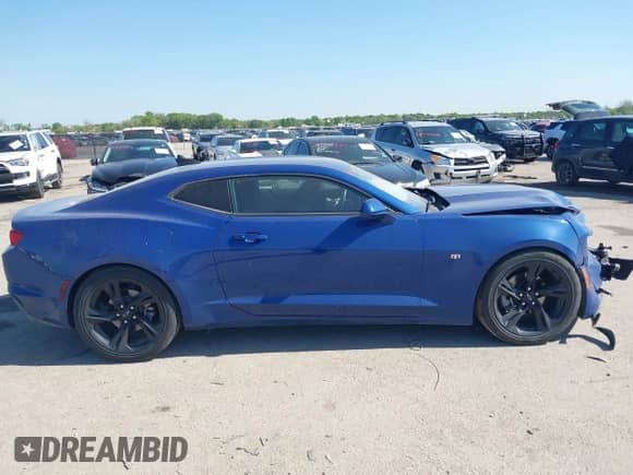 2023 Chevrolet Camaro 1LT с VIN 1G1FB1RS1P0151575, выставлен на аукционе IAAI как лот 41959807 с пробегом 21 979 миль миль и . История ставок и продаж доступна на DreamBid. Изображение 14.