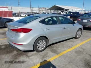 2017 Hyundai Elantra SE с VIN 5NPD74LF7HH093201, выставлен на аукционе IAAI как лот 43459196 с пробегом 79 102 миль миль и . История ставок и продаж доступна на DreamBid. Изображение 4.