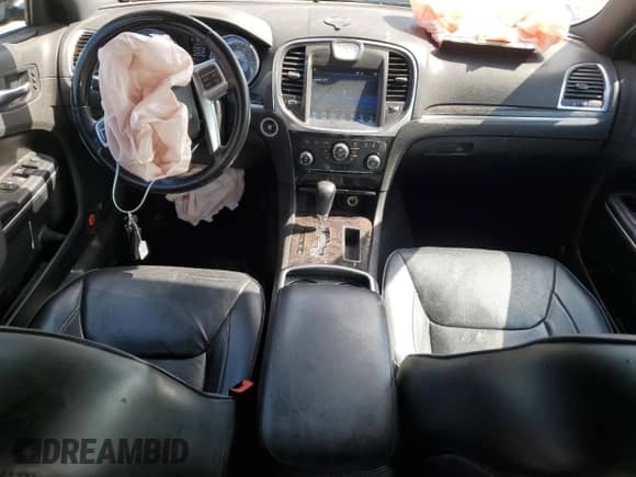 2012 Chrysler 300 C с VIN 2C3CCAKT3CH220237, выставлен на аукционе Copart как лот 66127445 с пробегом 110 926 миль миль и Списание • Salvage title. История ставок и продаж доступна на DreamBid. Изображение 8.