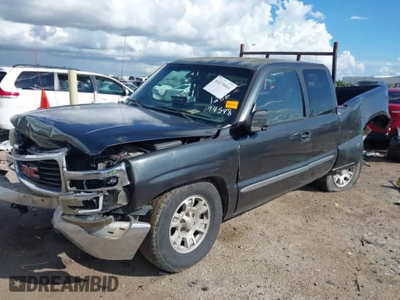 2005 GMC Sierra 1500 SLE с VIN 1GTEC19VX5Z124944, выставлен на аукционе IAAI как лот 43279048 с пробегом 255 226 миль миль и . История ставок и продаж доступна на DreamBid. Изображение 2.