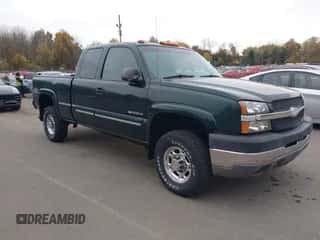 2003 Chevrolet Silverado 2500HD LT с VIN 1GCHK29U93E192928, выставлен на аукционе IAAI как лот 43558055 с пробегом 90 700 миль миль и . История ставок и продаж доступна на DreamBid. Изображение 1.