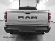 2020 Ram 1500 Rebel z VIN 1C6SRFLT7LN137992, wystawiony jako Copart lot #86550465 z przebiegiem 45 615 mil mil oraz Czysty tytuł • Clean title. Historia ofert i sprzedaży dostępna na DreamBid. Obrazek 6.