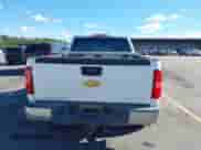 2013 Chevrolet Silverado 1500 Work Truck z VIN 1GCRKPE73DZ334475, wystawiony jako IAAI lot #43386916 z przebiegiem 161 462 mil mil oraz . Historia ofert i sprzedaży dostępna na DreamBid. Obrazek 16.