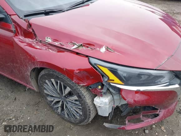 2024 Nissan Altima SV with VIN 1N4BL4DVXRN371265, listed as a IAAI auction lot 43304659 with 33,867 mi miles and . Bid and sale history available at DreamBid. Image 6.