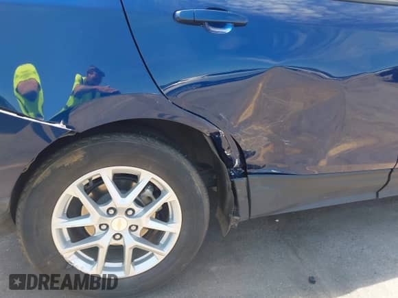 2023 Chevrolet Equinox LS with VIN 3GNAXHEG4PL101454, listed as a IAAI auction lot 43070981 with 39,637 mi miles and . Bid and sale history available at DreamBid. Image 6.