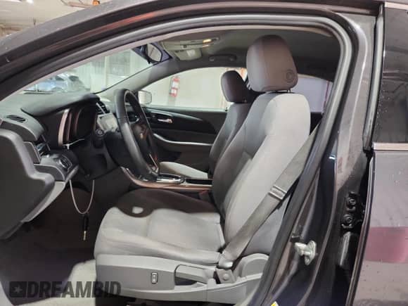 2013 Chevrolet Malibu LS с VIN 1G11B5SA1DF150664, выставлен на аукционе Copart как лот 87304635 с пробегом 96 137 миль миль и Списание • Salvage title. История ставок и продаж доступна на DreamBid. Изображение 7.