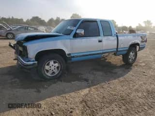 1993 GMC Sierra 1500 SLT с VIN 2GTEK19Z6P1507913, выставлен на аукционе Copart как лот 71995315 с пробегом 260 353 миль миль и Списание • Salvage title. История ставок и продаж доступна на DreamBid. Изображение 1.