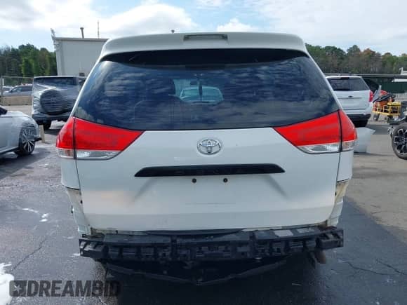 2012 Toyota Sienna with VIN 5TDZK3DC2CS219311, listed as a IAAI auction lot 43106345 with 158,446 mi miles and . Bid and sale history available at DreamBid. Image 6.