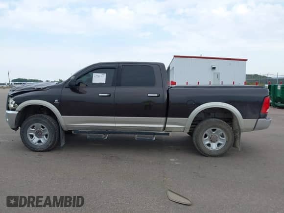 2010 Dodge 2500 ST with VIN 3D7UT2CL2AG150740, listed as a IAAI auction lot 43215317 with 276,299 mi miles and . Bid and sale history available at DreamBid. Image 15.