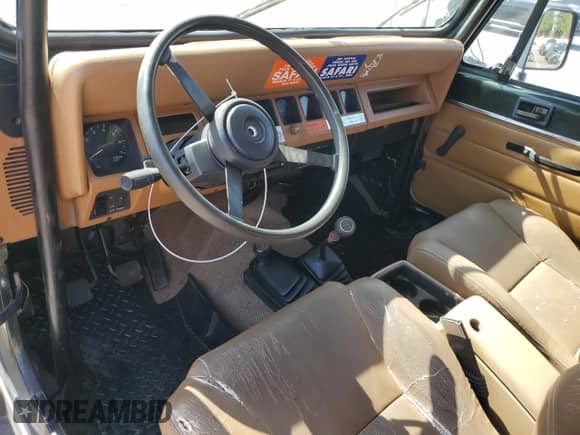 1995 Jeep Wrangler S с VIN 1J4FY19P6SP210843, выставлен на аукционе Copart как лот 84998205 с пробегом 151 629 миль миль и Чистый • Clean title. История ставок и продаж доступна на DreamBid. Изображение 8.