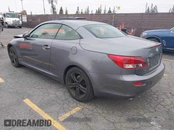 2015 Lexus IS 250 C with VIN JTHFF2C2XF2532045, listed as a IAAI auction lot 42160658 with 72,742 mi miles and . Bid and sale history available at DreamBid. Image 3.