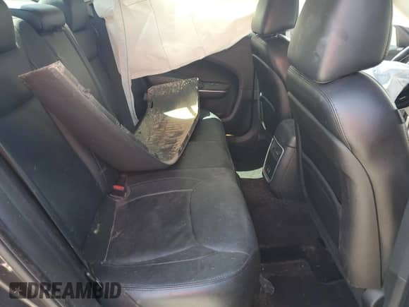 2015 Chrysler 300 Limited with VIN 2C3CCAAG8FH785799, listed as a Copart auction lot 70536145 with 122,416 mi miles and Salvage title. Bid and sale history available at DreamBid. Image 10.