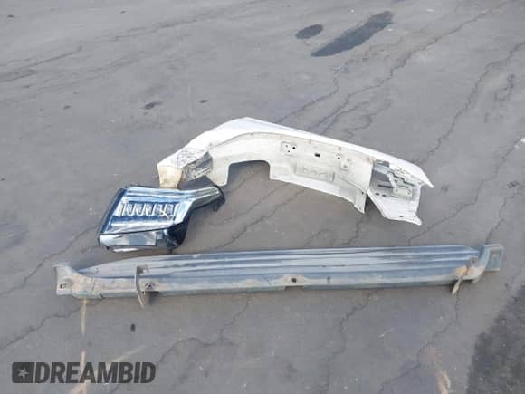 2015 Cadillac Escalade Premium with VIN 1GYS4NKJ2FR563470, listed as a IAAI auction lot 43244627 with 148,988 mi miles and . Bid and sale history available at DreamBid. Image 12.