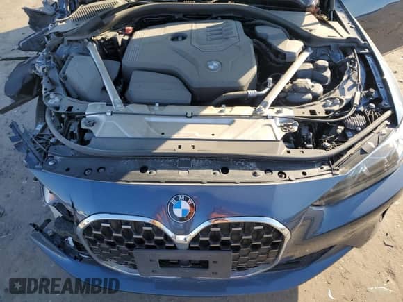 2023 BMW 4 Series 430i xDrive z VIN WBA73AP09PCL95500, wystawiony jako Copart lot #75218424 z przebiegiem Nie podano mil oraz Szkoda całkowita • Salvage title. Historia ofert i sprzedaży dostępna na DreamBid. Obrazek 11.