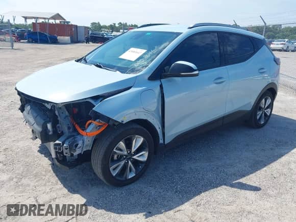 2023 Chevrolet Bolt EUV LT z VIN 1G1FY6S06P4103860, wystawiony jako IAAI lot #43081647 z przebiegiem 37 824 mil mil oraz . Historia ofert i sprzedaży dostępna na DreamBid. Obrazek 17.