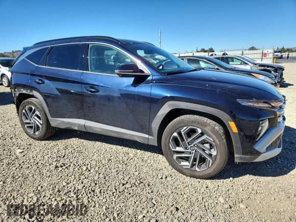 2025 Hyundai Tucson Limited with VIN KM8JEDD1XSU261174, listed as a Copart auction lot 90303745 with 19,622 mi miles and Salvage title. Bid and sale history available at DreamBid. Image 4.