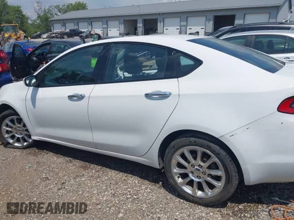 2016 Dodge Dart SXT Sport with VIN 1C3CDFFA6GD817517, listed as a IAAI auction lot 42581051 with 107,595 mi miles and . Bid and sale history available at DreamBid. Image 14.