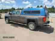 2015 Chevrolet Silverado 2500HD Work Truck z VIN 1GC2KUEG2FZ504361, wystawiony jako Copart lot #62994945 z przebiegiem 251 103 mil mil oraz Szkoda całkowita • Salvage title. Historia ofert i sprzedaży dostępna na DreamBid. Obrazek 2.
