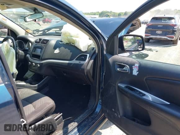 2014 Dodge Journey SE z VIN 3C4PDCAB4ET134606, wystawiony jako IAAI lot #42722916 z przebiegiem Nie podano mil oraz . Historia ofert i sprzedaży dostępna na DreamBid. Obrazek 5.