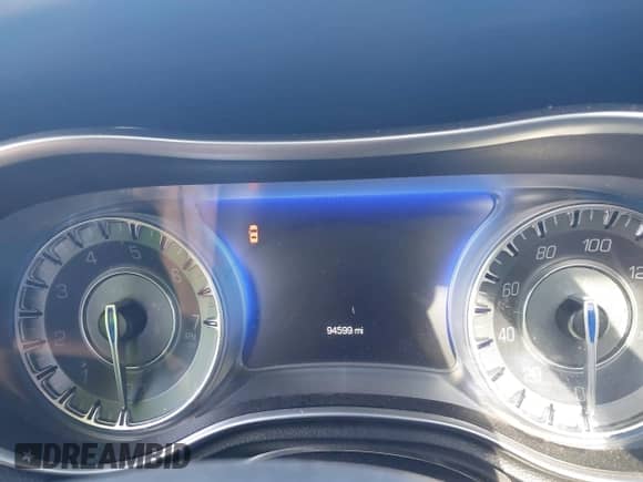 2011 Chrysler 300 C с VIN 2C3CA6CT5BH594686, выставлен на аукционе IAAI как лот 42577727 с пробегом 94 599 миль миль и . История ставок и продаж доступна на DreamBid. Изображение 7.