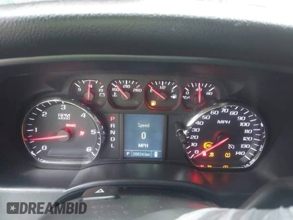 2017 Chevrolet Silverado 1500 LS z VIN 1GCRCNEH1HZ332501, wystawiony jako IAAI lot #43319371 z przebiegiem 208 243 mil mil oraz . Historia ofert i sprzedaży dostępna na DreamBid. Obrazek 7.