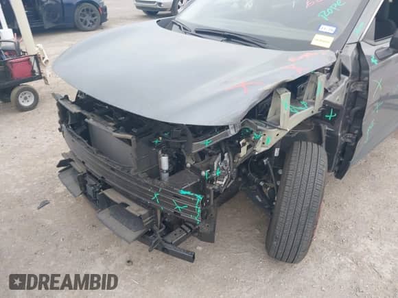 2025 Nissan Kicks S with VIN 3N8AP6BAXSL306657, listed as a IAAI auction lot 42012876 with 4,171 mi miles and . Bid and sale history available at DreamBid. Image 6.