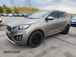 2016 Kia Sorento SX с VIN 5XYPKDA52GG168673, выставлен на аукционе Copart как лот 69421995 с пробегом 122 317 миль миль и Чистый • Clean title. История ставок и продаж доступна на DreamBid. Изображение 1.
