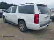 2010 Chevrolet Suburban LT z VIN 1GNUCJE01AR199247, wystawiony jako IAAI lot #42365497 z przebiegiem 289 944 mil mil oraz . Historia ofert i sprzedaży dostępna na DreamBid. Obrazek 3.