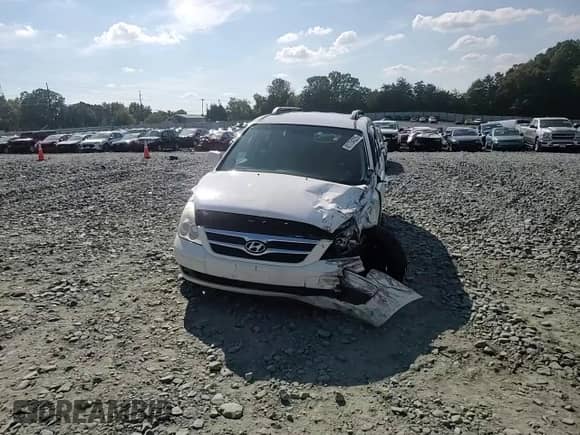 2007 Hyundai Entourage GLS с VIN KNDMC233876033037, выставлен на аукционе Copart как лот 84786415 с пробегом 296 766 миль миль и Списание • Salvage title. История ставок и продаж доступна на DreamBid. Изображение 14.