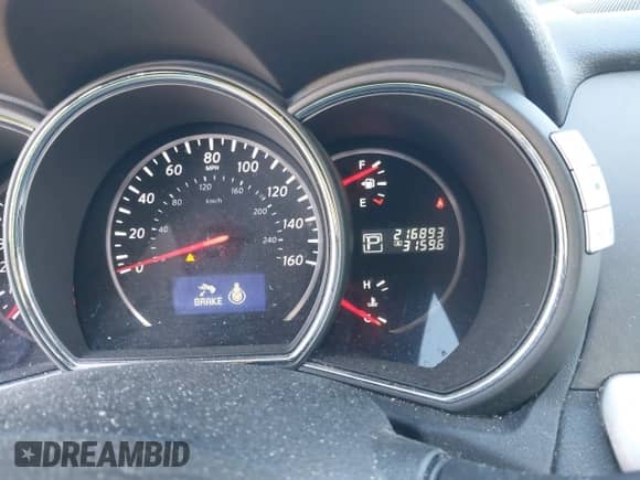 2013 Nissan Murano LE z VIN JN8AZ1MU3DW205641, wystawiony jako IAAI lot #42325870 z przebiegiem 216 893 mil mil oraz . Historia ofert i sprzedaży dostępna na DreamBid. Obrazek 7.