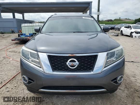 2014 Nissan Pathfinder S with VIN 5N1AR2MN3EC688041, listed as a Copart auction lot 70978775 with 146,917 mi miles and Salvage title. Bid and sale history available at DreamBid. Image 5.