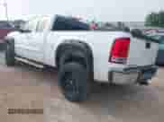2013 GMC Sierra 1500 SLE z VIN 1GTR1VE04DZ183091, wystawiony jako IAAI lot #42226659 z przebiegiem 114 998 mil mil oraz . Historia ofert i sprzedaży dostępna na DreamBid. Obrazek 3.