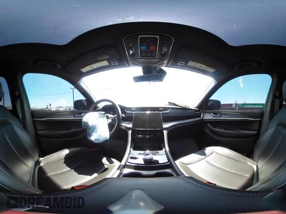 2025 Jeep Grand Cherokee Limited with VIN 1C4RJKBG1S8646906, listed as a IAAI auction lot 42466166 with 2,151 mi miles and . Bid and sale history available at DreamBid. Image 18.