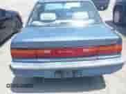 1991 Honda Civic z VIN 1HGED3656ML043956, wystawiony jako IAAI lot #42608632 z przebiegiem 163 524 mil mil oraz . Historia ofert i sprzedaży dostępna na DreamBid. Obrazek 13.