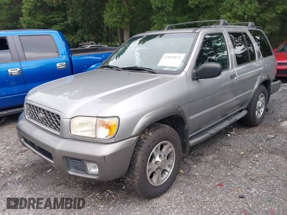 2001 Nissan Pathfinder SE z VIN JN8DR07Y61W518734, wystawiony jako IAAI lot #42935875 z przebiegiem 160 905 mil mil oraz . Historia ofert i sprzedaży dostępna na DreamBid. Obrazek 16.