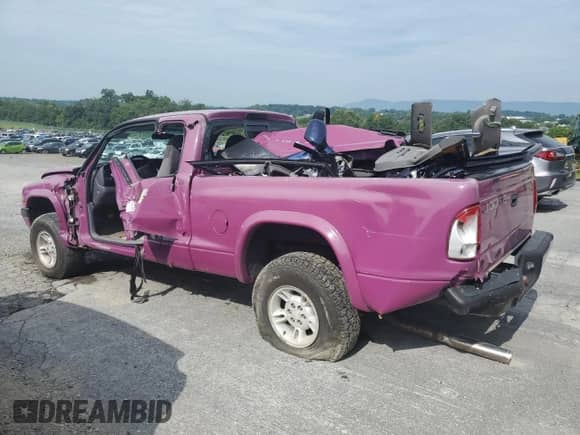 1997 Dodge Dakota z VIN 1B7GG23X8VS253156, wystawiony jako Copart lot #66837315 z przebiegiem 190 961 mil mil oraz Szkoda całkowita • Salvage title. Historia ofert i sprzedaży dostępna na DreamBid. Obrazek 2.