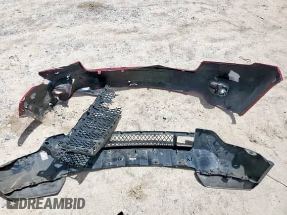 2012 Jeep Grand Cherokee Overland with VIN 1C4RJECG9CC136950, listed as a Copart auction lot 61463225 with 84,983 mi miles and Salvage title. Bid and sale history available at DreamBid. Image 13.