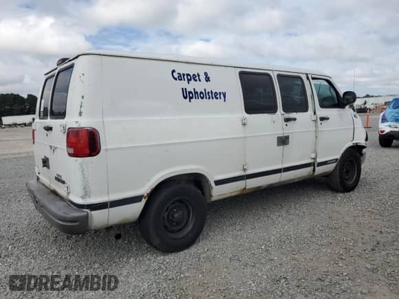 2001 Dodge RAM with VIN 2B7HB11Y51K511680, listed as a Copart auction lot 68809635 with 352,627 mi miles and Salvage title. Bid and sale history available at DreamBid. Image 3.