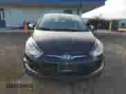 2012 Hyundai Accent GLS z VIN KMHCU4AE0CU118061, wystawiony jako Copart lot #82603045 z przebiegiem 120 429 mil mil oraz Czysty tytuł • Clean title. Historia ofert i sprzedaży dostępna na DreamBid. Obrazek 5.