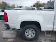 2018 Chevrolet Colorado 2WD Work Truck с VIN 1GCHSBEA7J1144618, выставлен на аукционе IAAI как лот 43366868 с пробегом 148 368 миль миль и . История ставок и продаж доступна на DreamBid. Изображение 19.