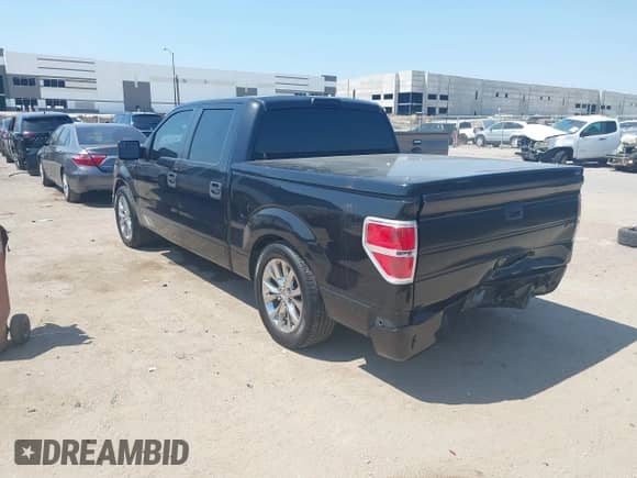 2014 Ford F-150 XL with VIN 1FTFW1CF7EKD58111, listed as a IAAI auction lot 42950618 with 125,630 mi miles and . Bid and sale history available at DreamBid. Image 3.