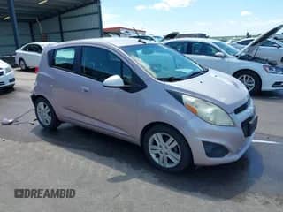 2013 Chevrolet Spark LS с VIN KL8CA6S91DC556565, выставлен на аукционе IAAI как лот 42598306 с пробегом 109 725 миль миль и . История ставок и продаж доступна на DreamBid. Изображение 1.