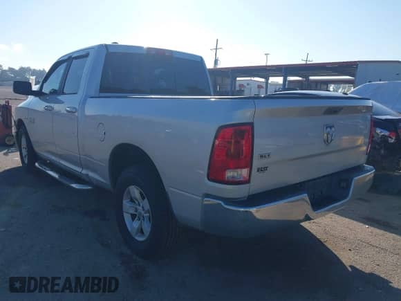 2014 Ram 1500 Big Horn z VIN 1C6RR6GT4ES120788, wystawiony jako IAAI lot #43279713 z przebiegiem 145 985 mil mil oraz . Historia ofert i sprzedaży dostępna na DreamBid. Obrazek 3.