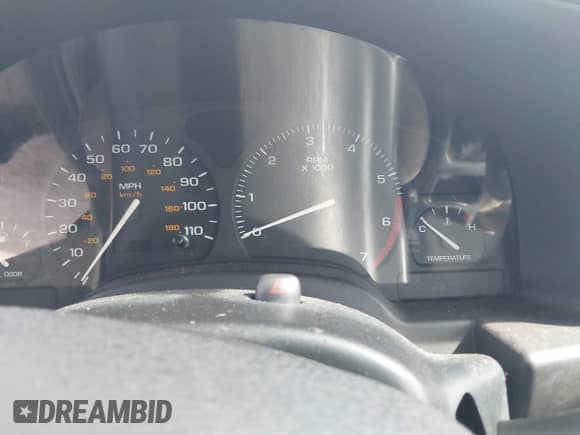 2002 Saturn SL with VIN 1G8ZG52822Z132267, listed as a IAAI auction lot 41906634 with 144,001 mi miles and . Bid and sale history available at DreamBid. Image 7.