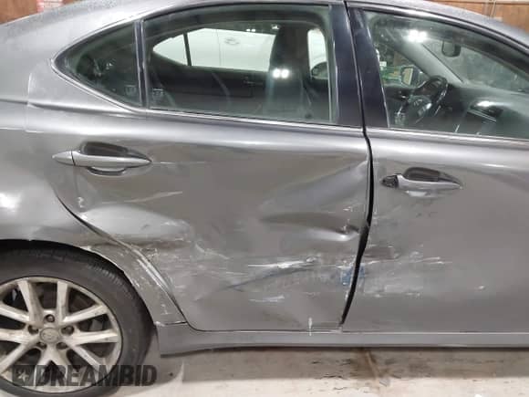 2012 Lexus IS 250 z VIN JTHCF5C2XC5058886, wystawiony jako IAAI lot #42902665 z przebiegiem 173 962 mil mil oraz . Historia ofert i sprzedaży dostępna na DreamBid. Obrazek 6.