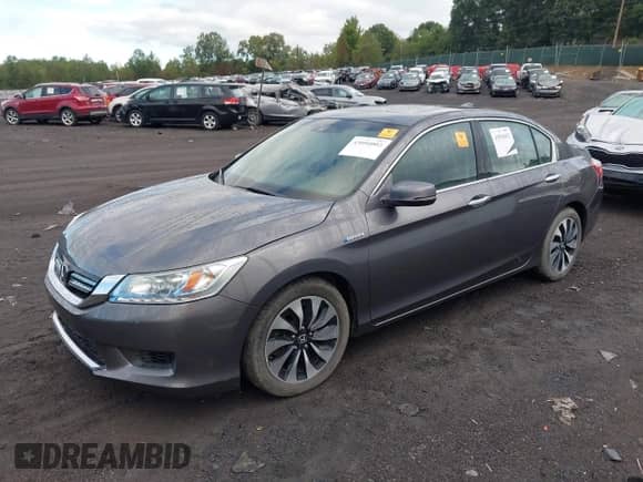 2015 Honda Accord Touring z VIN 1HGCR6F72FA000399, wystawiony jako IAAI lot #43094002 z przebiegiem 46 973 mil mil oraz . Historia ofert i sprzedaży dostępna na DreamBid. Obrazek 2.